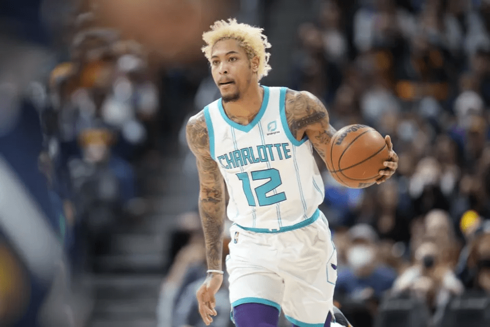 亚博体育平台冲刺阶段夏洛特黄蜂备战NBA总决赛今晨金州勇士调整名单以备NBA总决赛，赛地聚焦——中超加时末段热度飙升瞬间刷屏的简单介绍
